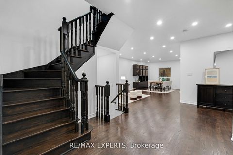 Photo 5 at 76 Cetona Avenue, Vellore Village, Vaughan