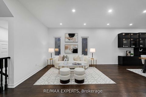 Photo 8 at 76 Cetona Avenue, Vellore Village, Vaughan