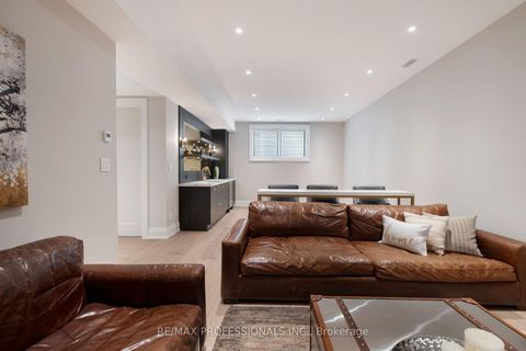 Photo 27 at 10 Shand Avenue, Kingsway South, Toronto