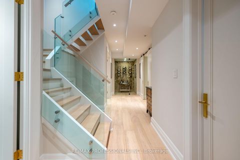 Photo 30 at 10 Shand Avenue, Kingsway South, Toronto