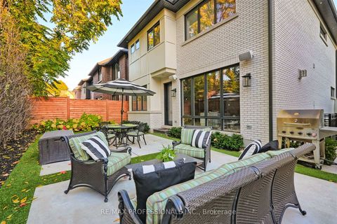 Photo 34 at 10 Shand Avenue, Kingsway South, Toronto
