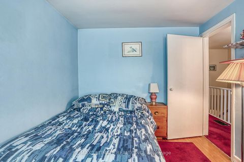 Photo 16 at 49 Ashwick Drive, Ionview, Toronto