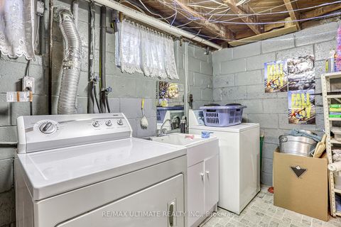 Photo 31 at 49 Ashwick Drive, Ionview, Toronto