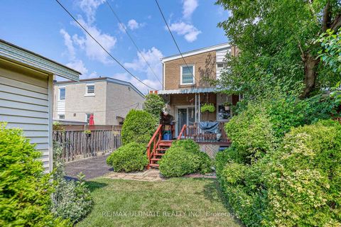 Photo 38 at 49 Ashwick Drive, Ionview, Toronto