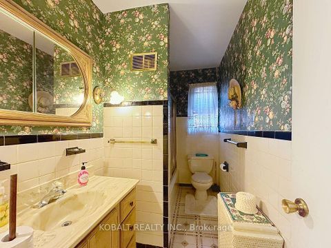 Photo 8 at 19 Kidbrooke Crescent, Cliffcrest, Toronto