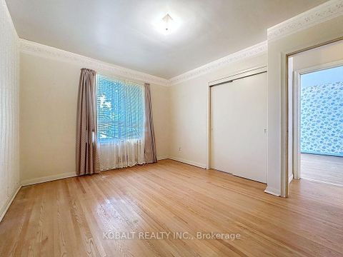 Photo 14 at 19 Kidbrooke Crescent, Cliffcrest, Toronto