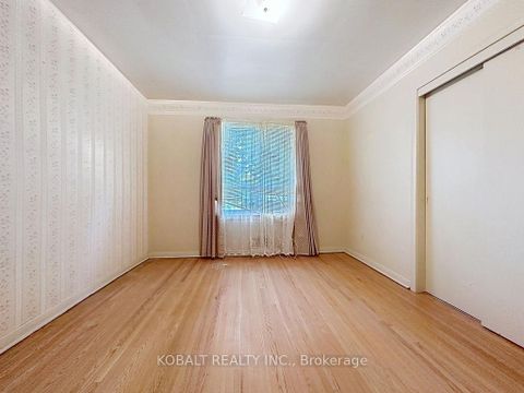 Photo 15 at 19 Kidbrooke Crescent, Cliffcrest, Toronto