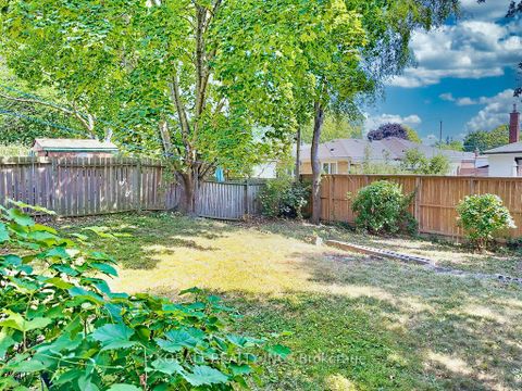 Photo 26 at 19 Kidbrooke Crescent, Cliffcrest, Toronto
