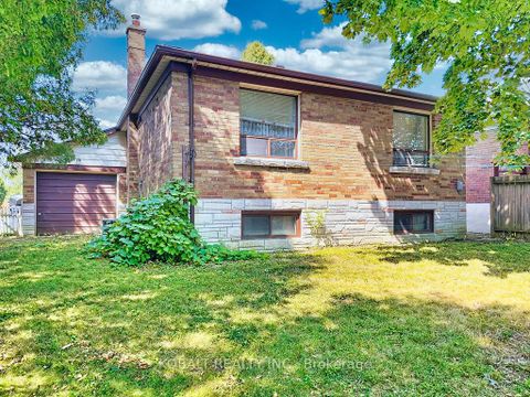 Photo 27 at 19 Kidbrooke Crescent, Cliffcrest, Toronto