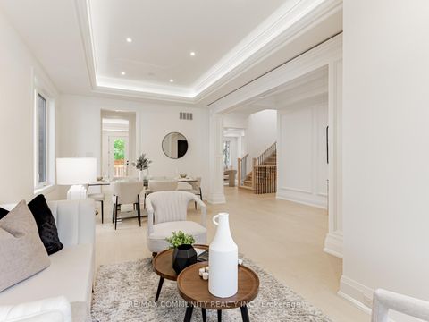 Photo 5 at 43 Sugarbush Square, Highland Creek, Toronto