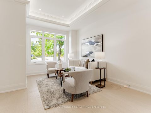 Photo 6 at 43 Sugarbush Square, Highland Creek, Toronto