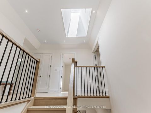 Photo 18 at 43 Sugarbush Square, Highland Creek, Toronto