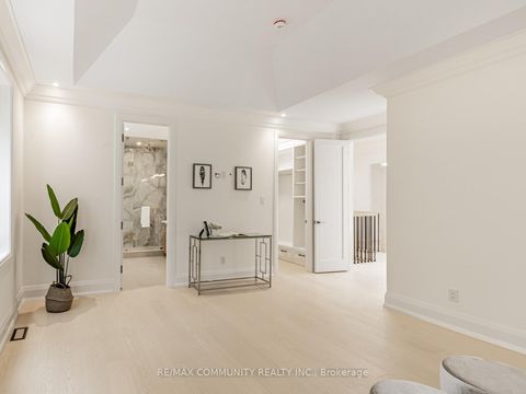 Photo 22 at 43 Sugarbush Square, Highland Creek, Toronto