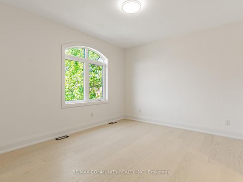 Photo 31 at 43 Sugarbush Square, Highland Creek, Toronto