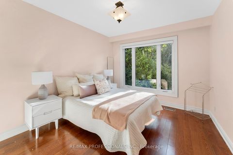 Photo 18 at 1 Trillium Terrace, Queensway, Toronto