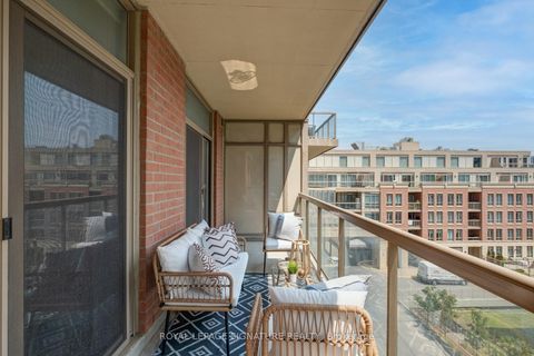 Photo 6 at 502 - 900 Mount Pleasant Road, Mount Pleasant West, Toronto