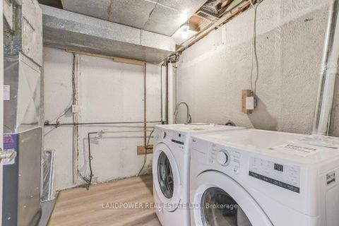 Photo 27 at 10 Brassbell Mill Way, Windfields, Toronto
