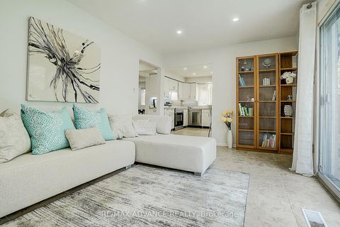 Photo 18 at 86 Placentia Boulevard, Agincourt North, Toronto