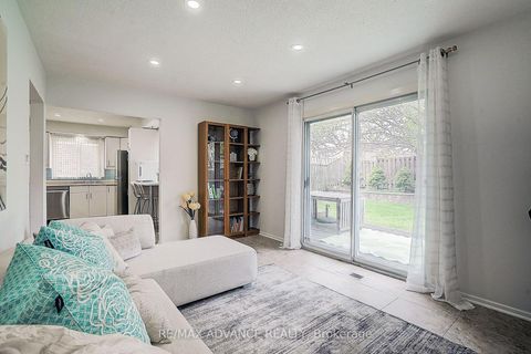 Photo 19 at 86 Placentia Boulevard, Agincourt North, Toronto