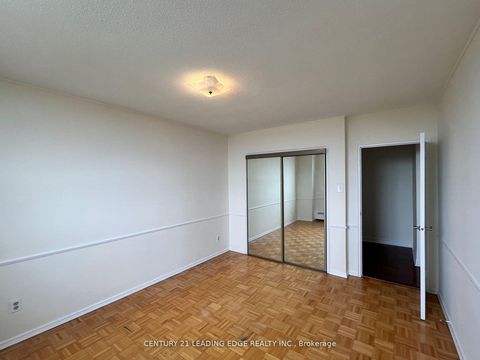 Photo 14 at 916 - 80 Grandravine Drive, York University Heights, Toronto