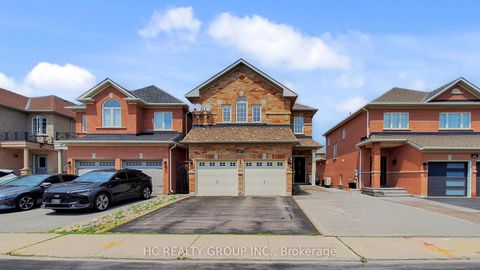 Photo 2 at 67 Melbourne Drive, Rouge Woods, Richmond Hill