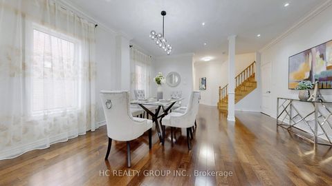 Photo 7 at 67 Melbourne Drive, Rouge Woods, Richmond Hill
