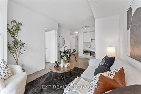 Photo 17 at 2011 - 99 Broadway Avenue, Mount Pleasant West, Toronto
