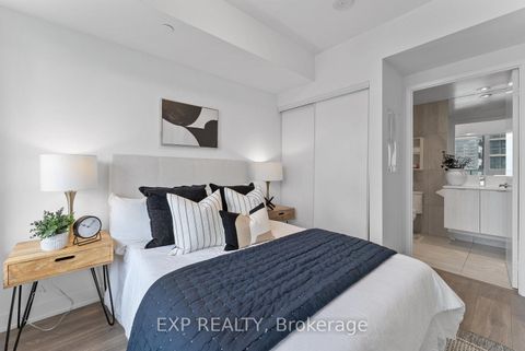 Photo 22 at 2011 - 99 Broadway Avenue, Mount Pleasant West, Toronto