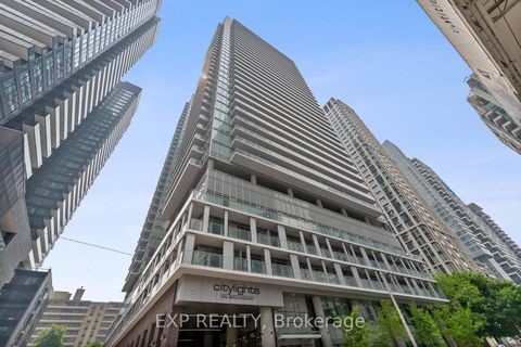 Photo 31 at 2011 - 99 Broadway Avenue, Mount Pleasant West, Toronto