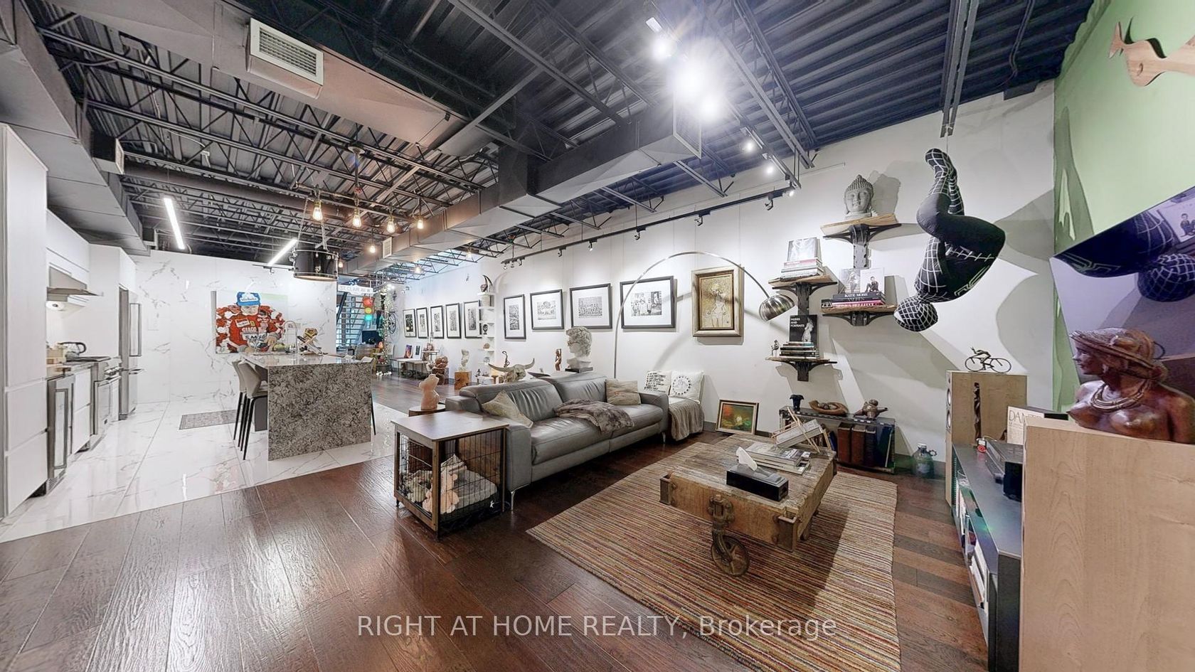 2400 St Clair Avenue W, Junction Area, Toronto 