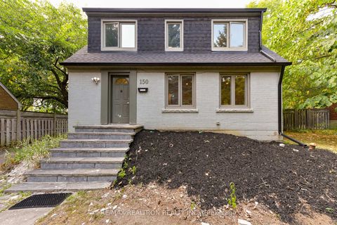 Photo 2 at 150 Upper Canada Drive, Windfields, Toronto