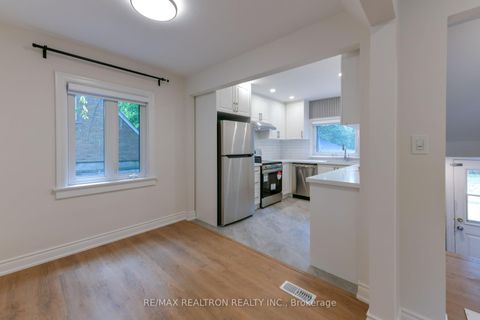 Photo 9 at 150 Upper Canada Drive, Windfields, Toronto