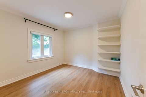 Photo 18 at 150 Upper Canada Drive, Windfields, Toronto