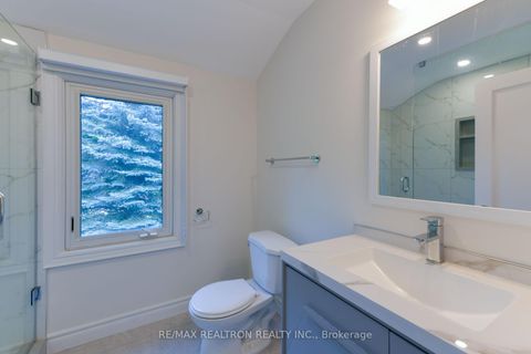 Photo 23 at 150 Upper Canada Drive, Windfields, Toronto