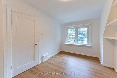 Photo 31 at 150 Upper Canada Drive, Windfields, Toronto