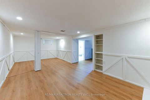 Photo 37 at 150 Upper Canada Drive, Windfields, Toronto