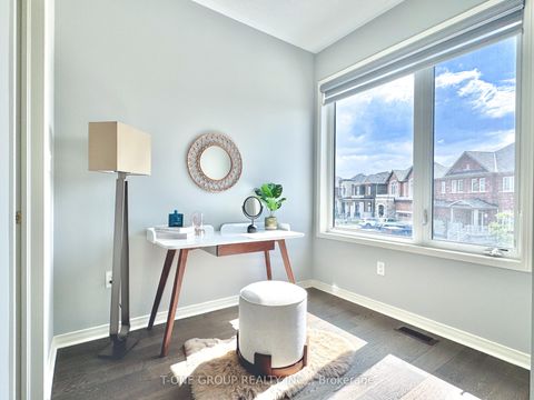 Photo 14 at 146 Hartney Drive, Rural Richmond Hill, Richmond Hill
