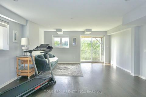 Photo 21 at 146 Hartney Drive, Rural Richmond Hill, Richmond Hill