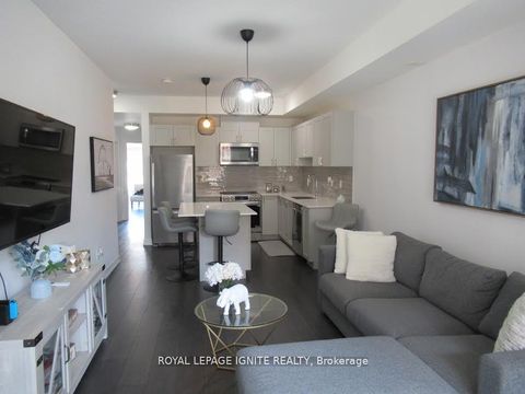 Photo 1 at 13 - 196 Pine Grove Road, Islington Woods, Vaughan