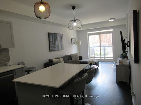 Photo 4 at 13 - 196 Pine Grove Road, Islington Woods, Vaughan