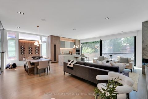 Photo 7 at 52 Elmsthorpe Avenue, Forest Hill South, Toronto