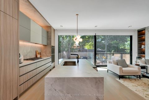 Photo 11 at 52 Elmsthorpe Avenue, Forest Hill South, Toronto
