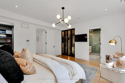Photo 23 at 52 Elmsthorpe Avenue, Forest Hill South, Toronto