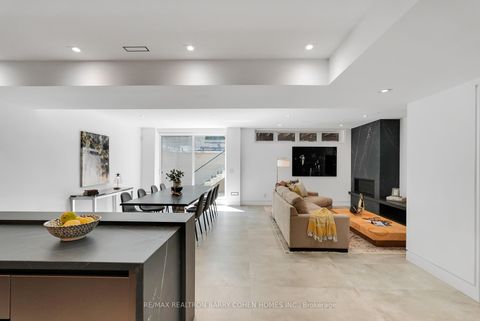 Photo 34 at 52 Elmsthorpe Avenue, Forest Hill South, Toronto