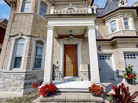 Photo 1 at 80 Annsleywood Court, Kleinburg, Vaughan