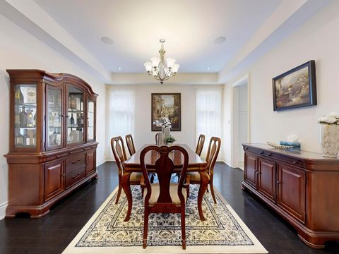 Photo 8 at 80 Annsleywood Court, Kleinburg, Vaughan