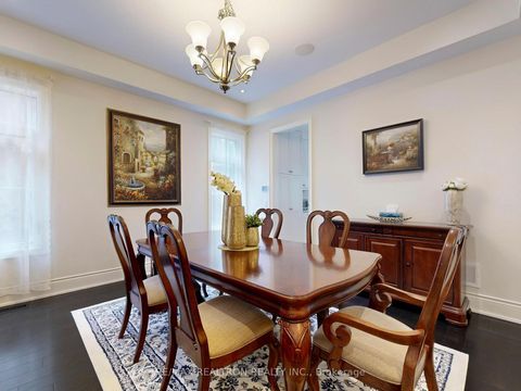 Photo 9 at 80 Annsleywood Court, Kleinburg, Vaughan