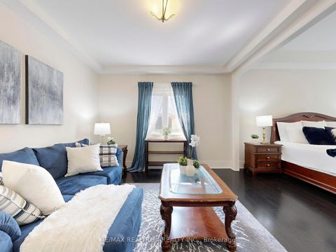Photo 22 at 80 Annsleywood Court, Kleinburg, Vaughan