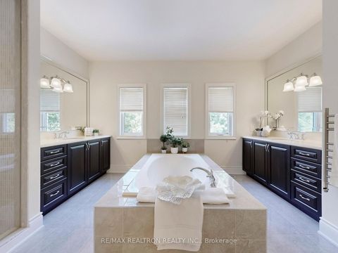 Photo 23 at 80 Annsleywood Court, Kleinburg, Vaughan