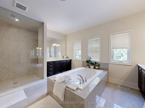 Photo 24 at 80 Annsleywood Court, Kleinburg, Vaughan
